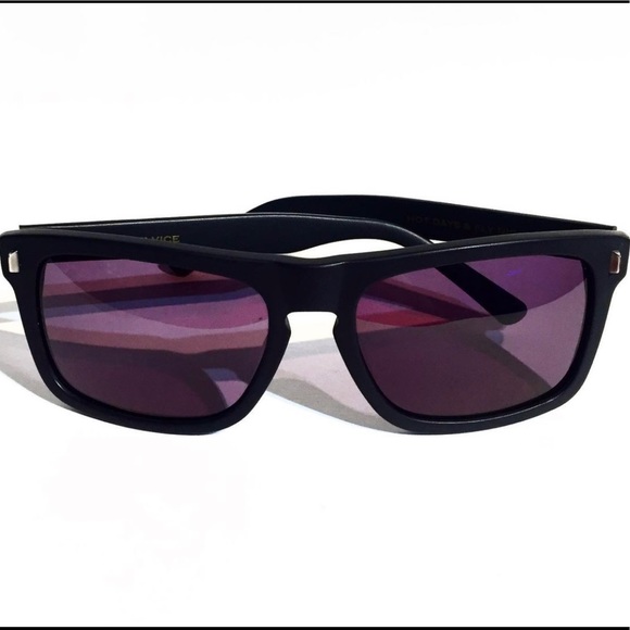 Flyami Vice Sunglasses 😎 Hot Summer Days, Fly Summer Nights ✨ - Picture 14 of 17